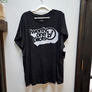 Twenty One Pilots Tee
